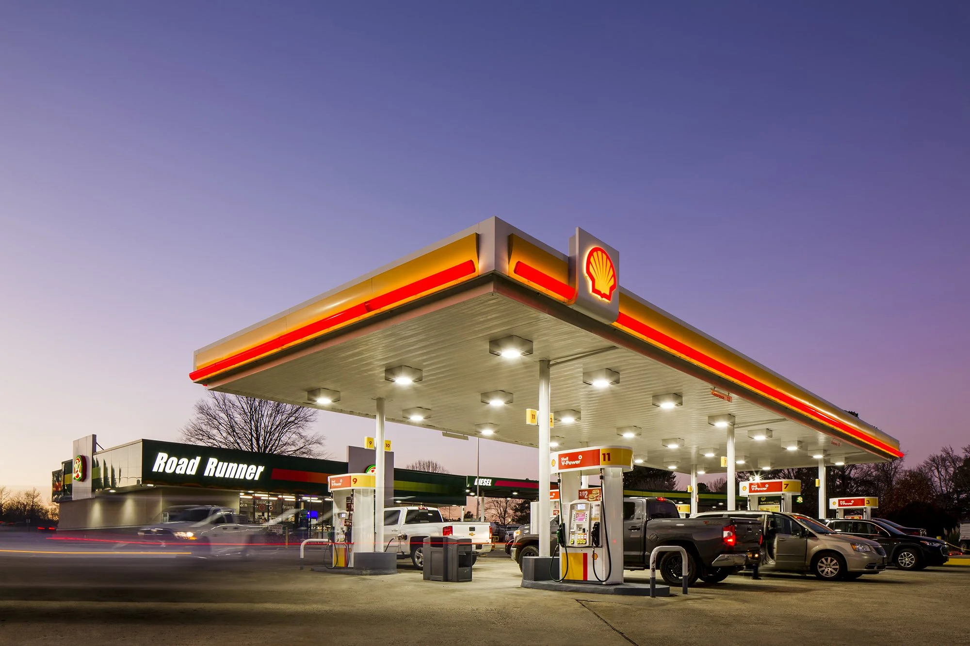 Architecture-Design-Gas-Station-Roadrunner-Coulson-Oil-7.JPG