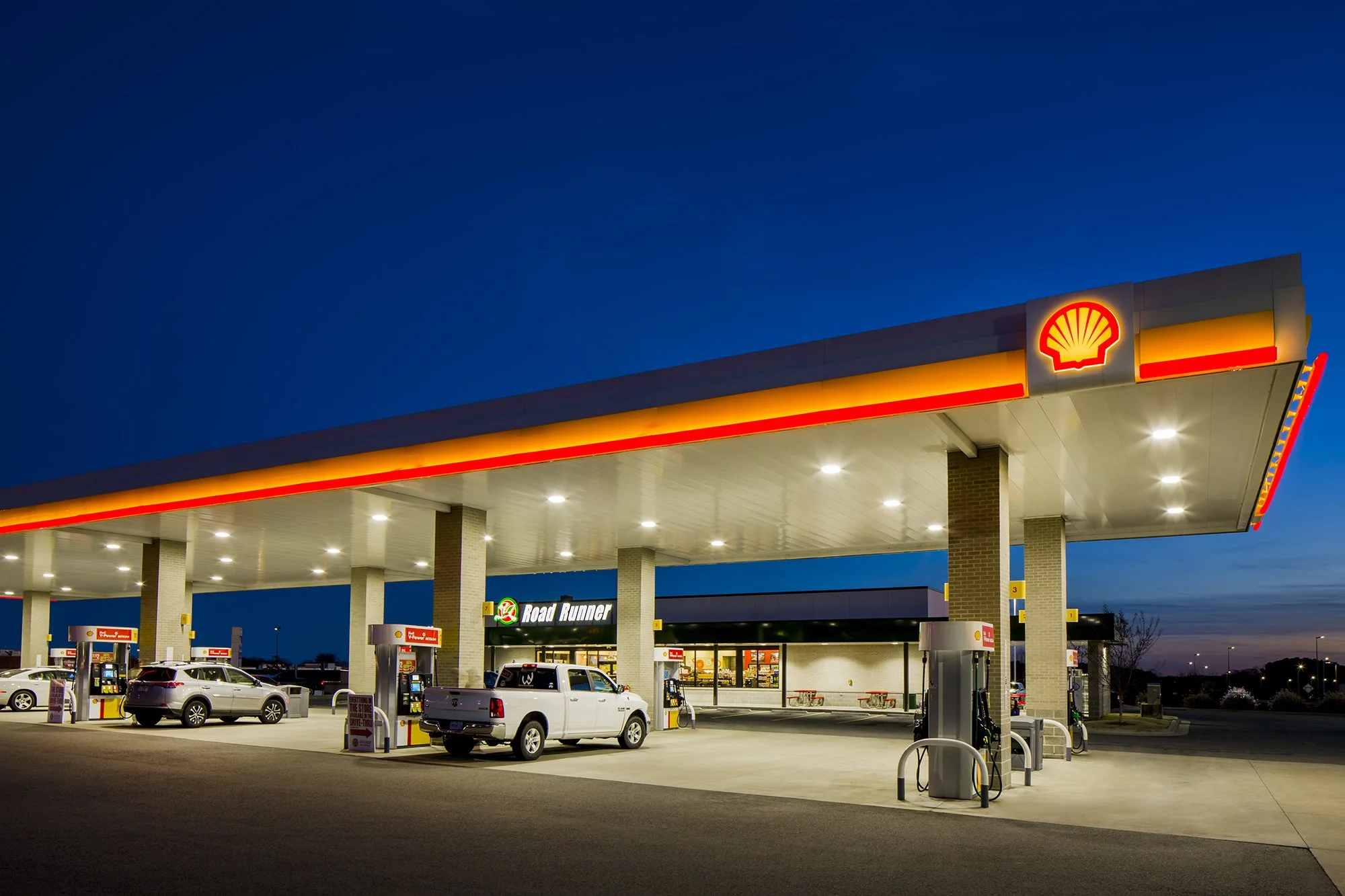 Architecture-Design-Gas-Station-Roadrunner-Coulson-Oil-2.JPG
