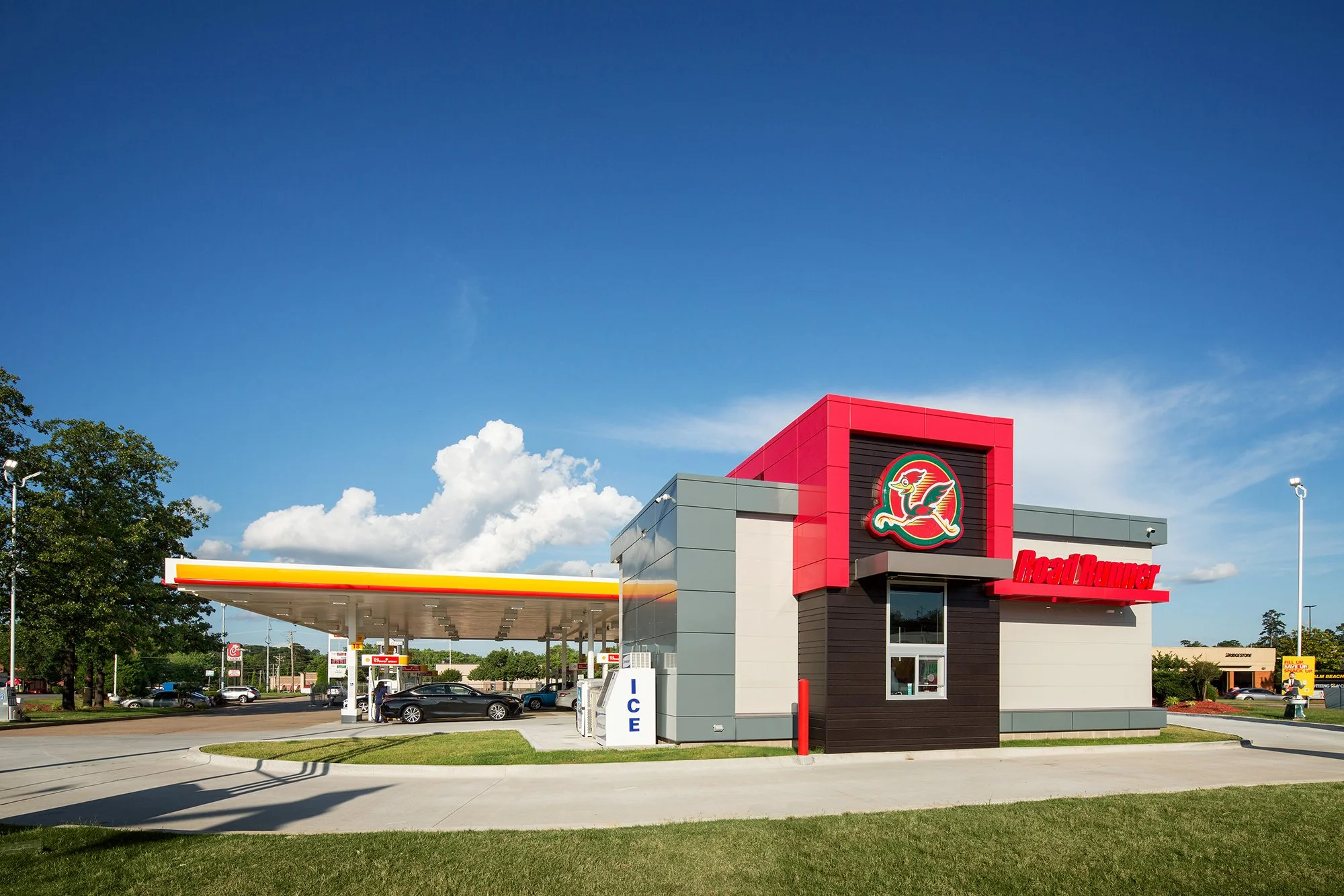 Architecture-Design-Gas-Station-Roadrunner-Coulson-Oil-10.JPG