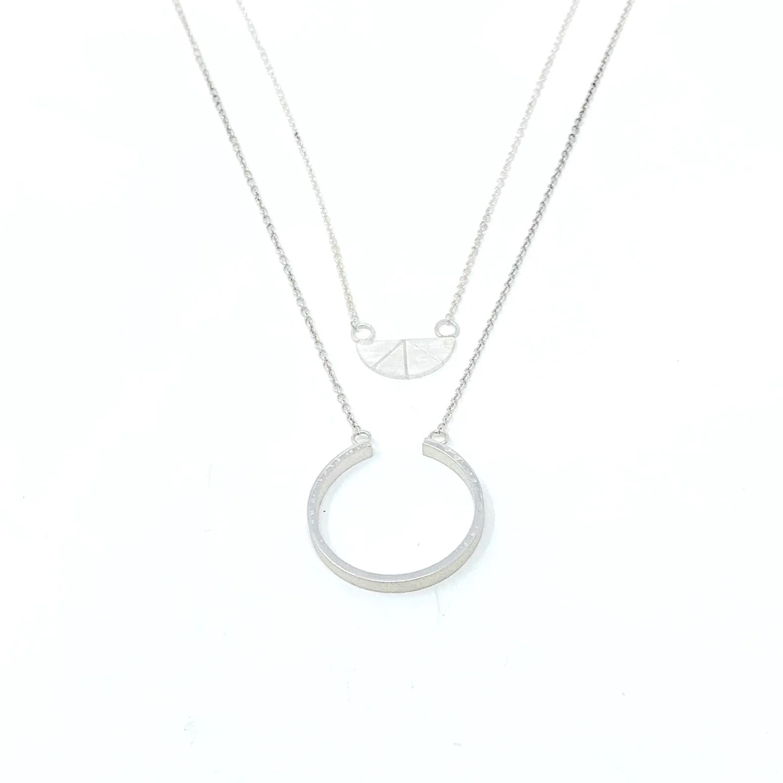 CapsuleNecklace4&3.jpg