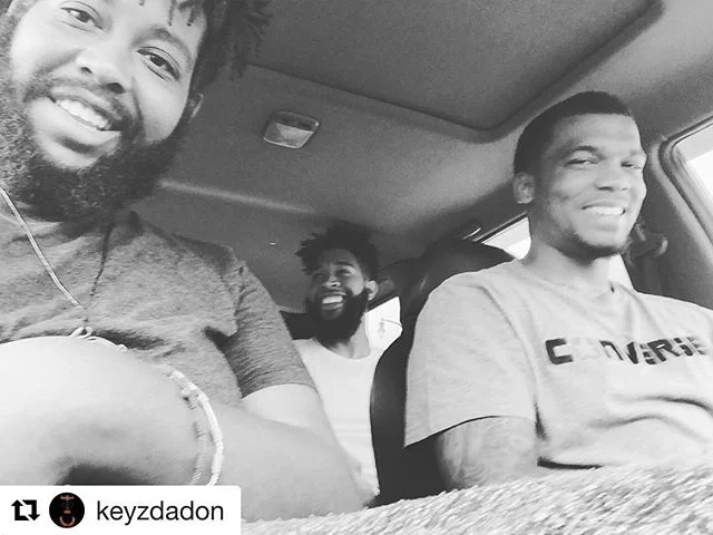 #Repost @keyzdadon with @repostapp
・・・
My first two real friends in life! Been low down but we smilinnnnn!
#Rawston #MLE #maschinelife