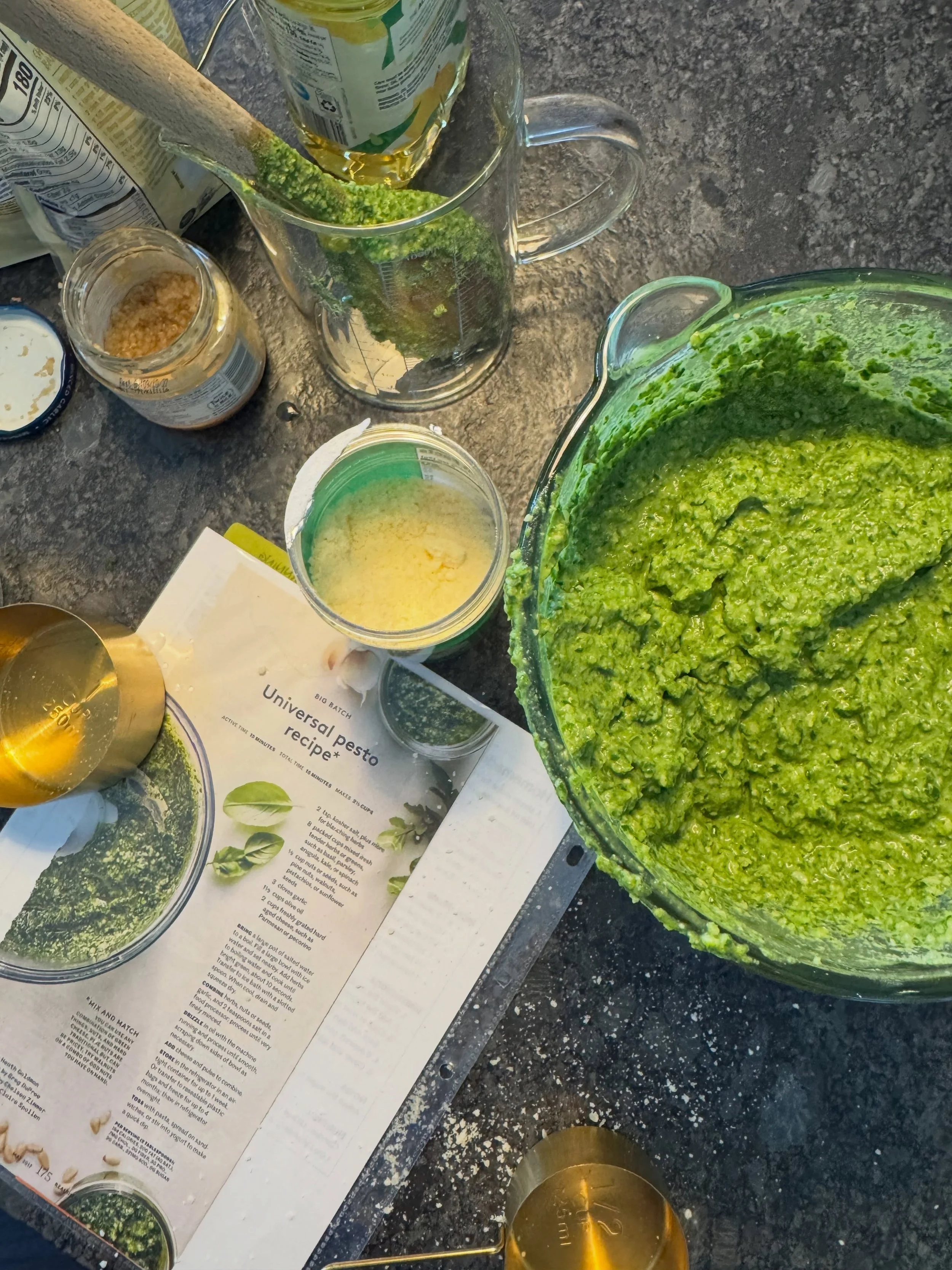 The basil and mint plants went wild this season. Pesto-making has become an annual favorite. 🍃