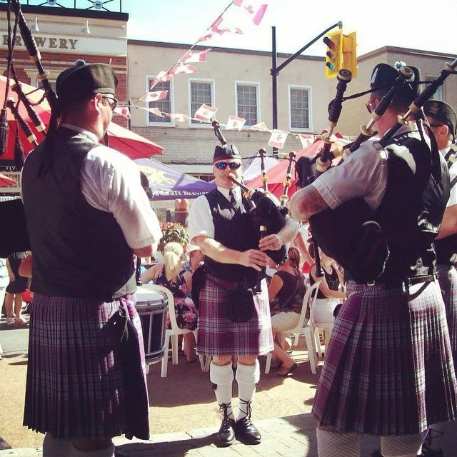 Canada Day outside the "Queen's Pub", Barrie, 2012