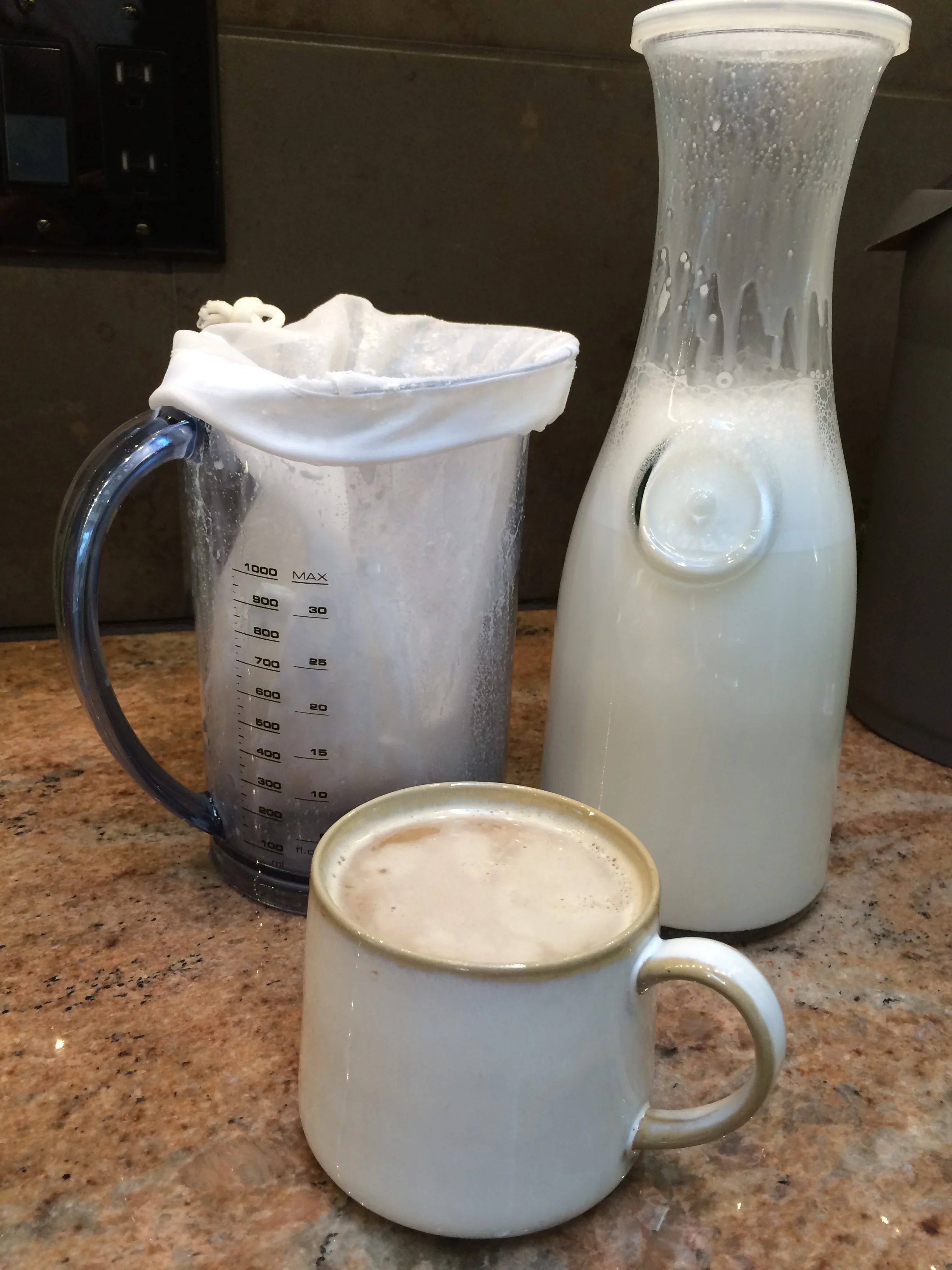 almondmilkyum.jpg