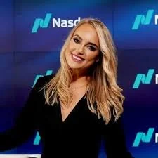 Tiarne Hawkins, Optica