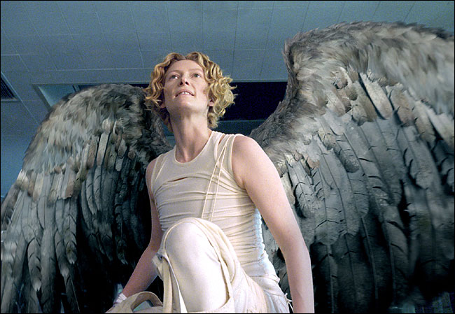 Tilda Swinton as an androgynous angel in "Constantine" with co-star Keanu Reaves. 