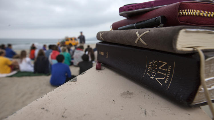 Photo from The Los Angeles Times story on Pepperdine's surf chapels.