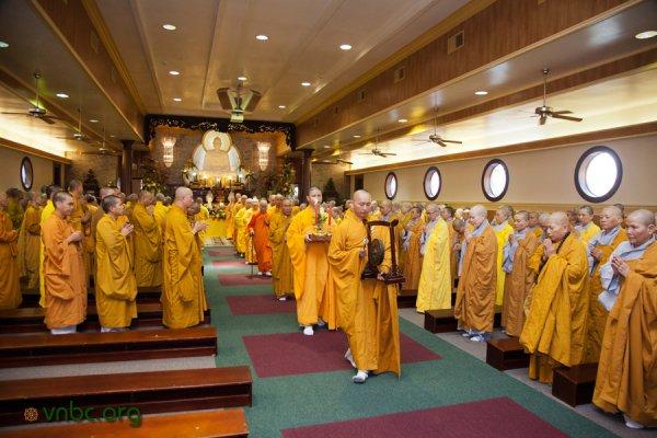 We Come Here to Honor Quan Âm -- re-centering Vietnamese Buddhism in the  U.S. South — KEN CHITWOOD