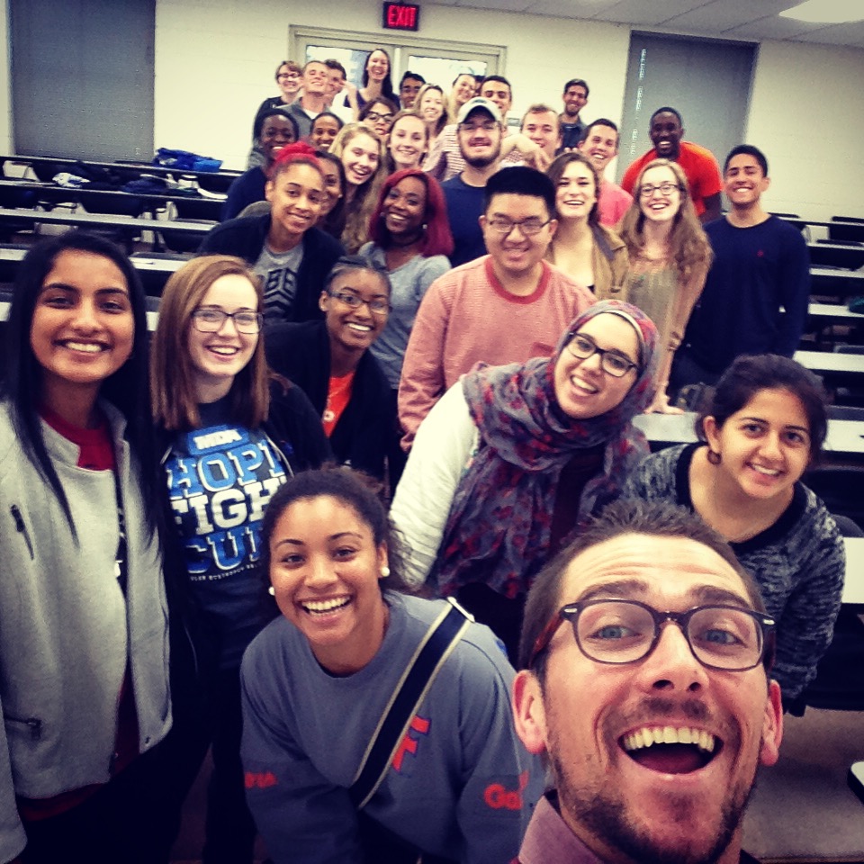 Check out this super-cool class of Intro. to Islam students...what a shame they had that dorky-looking TA up front. 