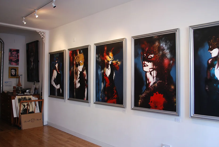 WILD THING SOLO SHOW
