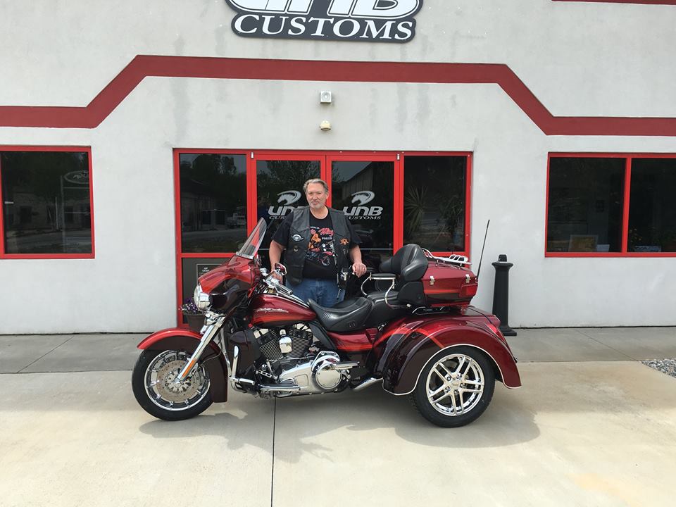 Custom Ultra Classic CVO trike kit conversion