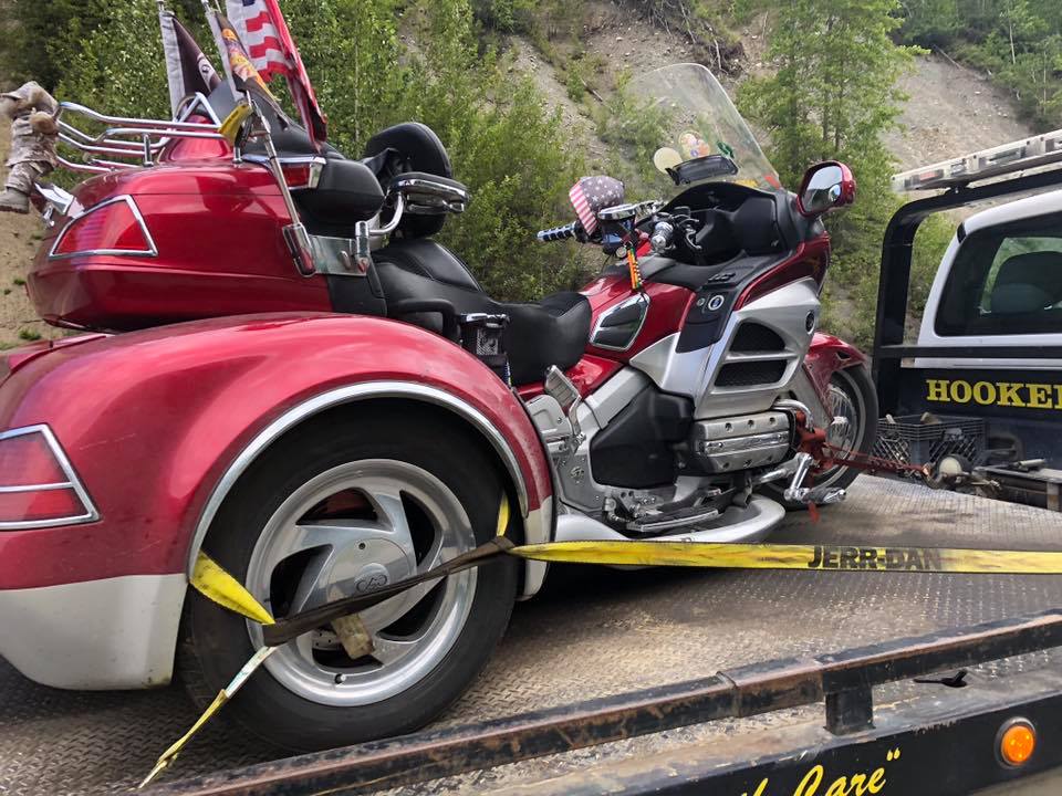 goldwing trike before repair