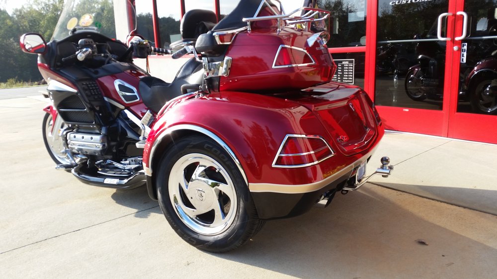 Goldwing trike repaired and painted