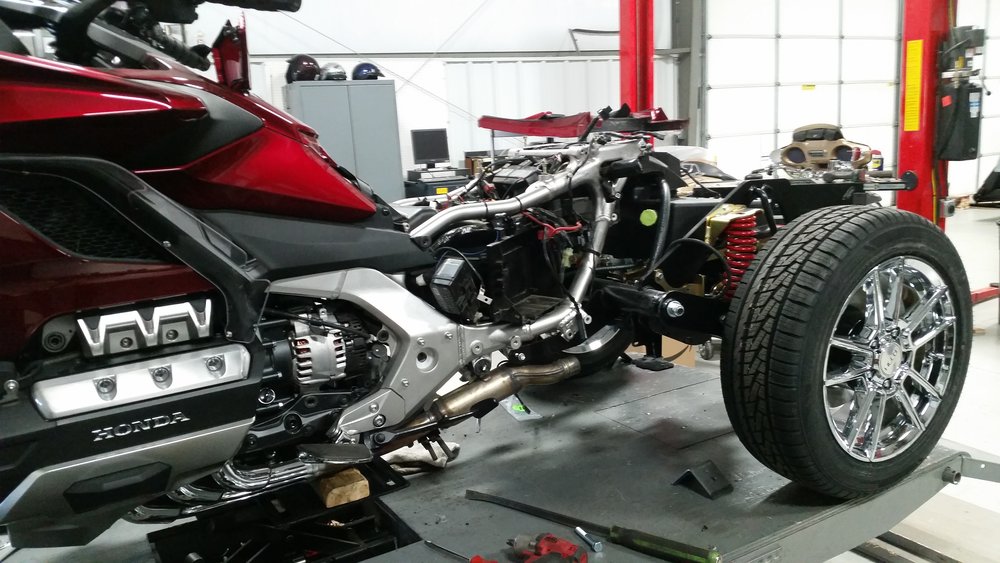 independent suspension trike kit installation on a 2018 goldwing 1800