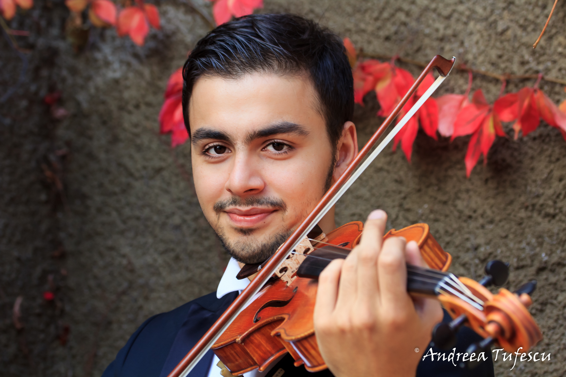  Violinist Emre Engin - portraits and headshots by London photographer Andreea Tufescu 
