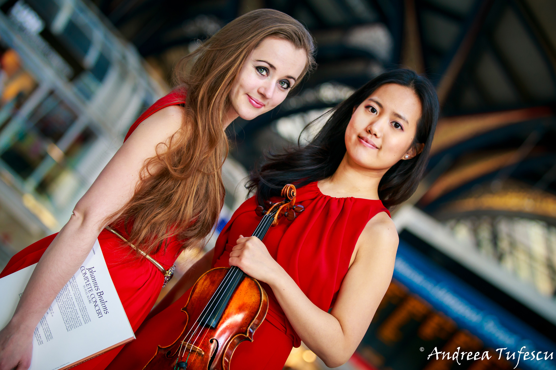  Pianist Oxana Shevchenko and Violinist JooYeon Sir - group portraits and headshots by London photographer Andreea Tufescu 