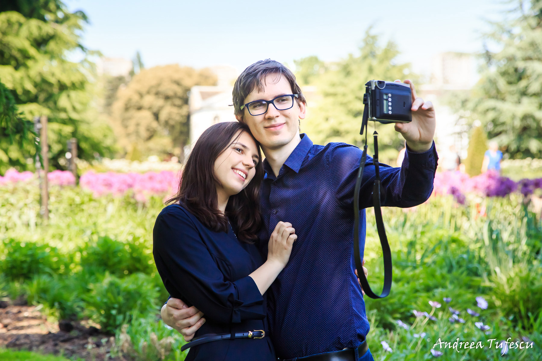 Engagement Photoshoot West London Kew Gardens K &amp; M selfie