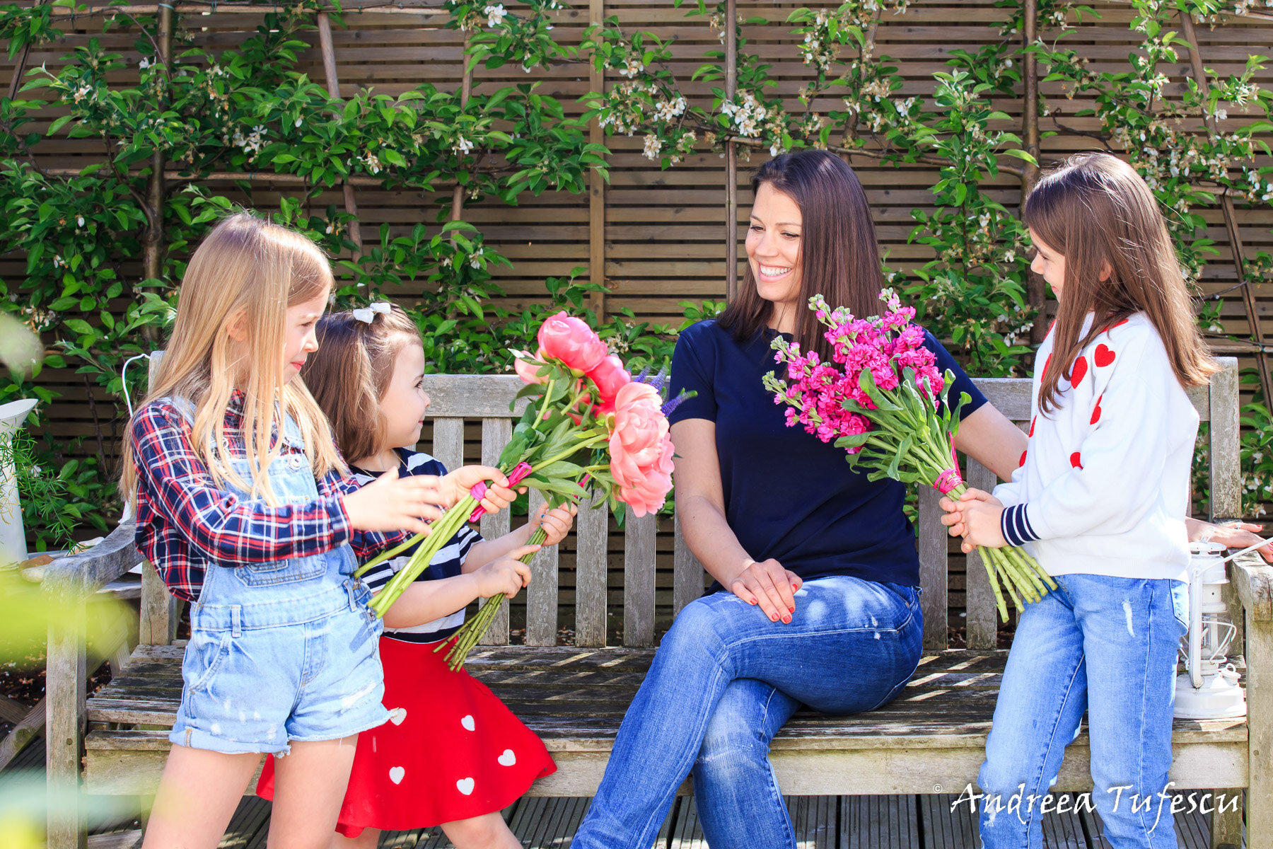 Family Portraits for Mother's Day with E & A
