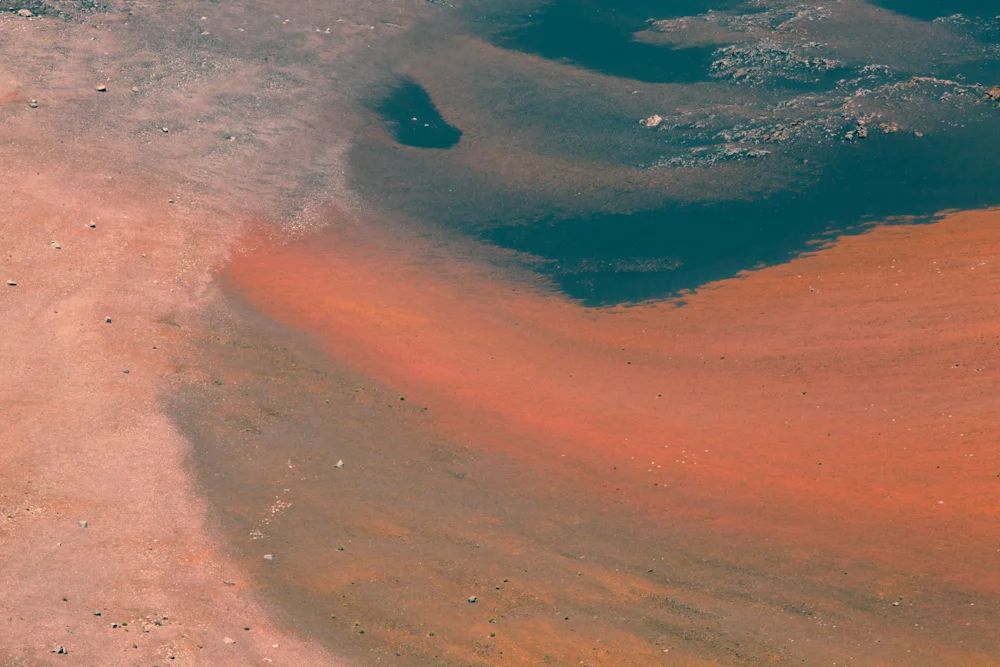 GROUND_3_20100630-_MG_9041-2.jpg