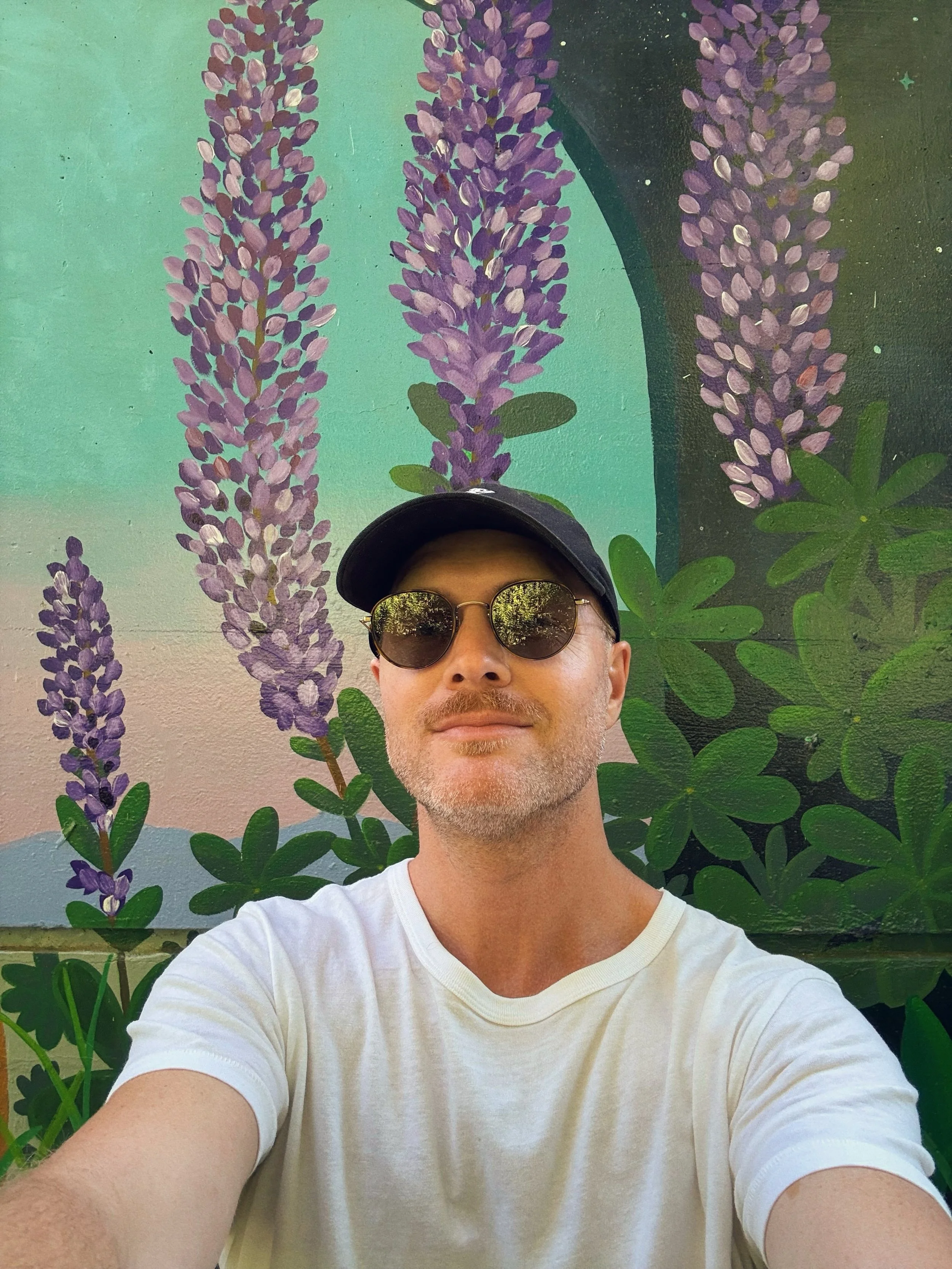 Grateful to share this new music! Love you all. 🙏🏻

Tides II is streaming everywhere. Lay down with headphones or let it fill the space with someone you love. ❤️
