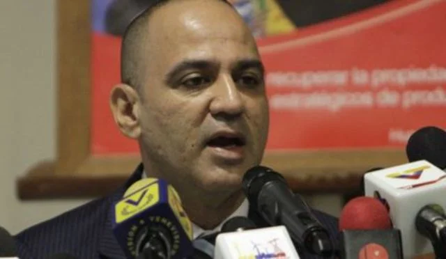 Destituido Jesse Chacón como presidente de Corpoelec