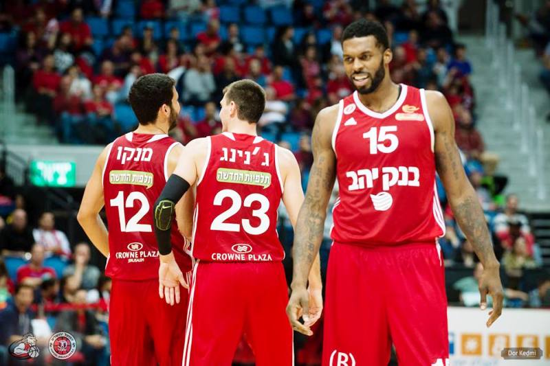 Smith (15) contribuyó con 13 puntos para su equipo Foto: Cortesía 