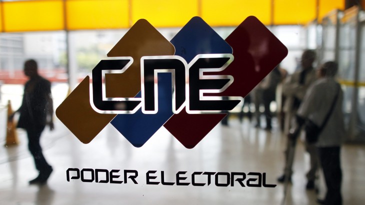 Nadie debe cobrar por la entrega de las credenciales de acuerdo al reglamento Foto: Archivo