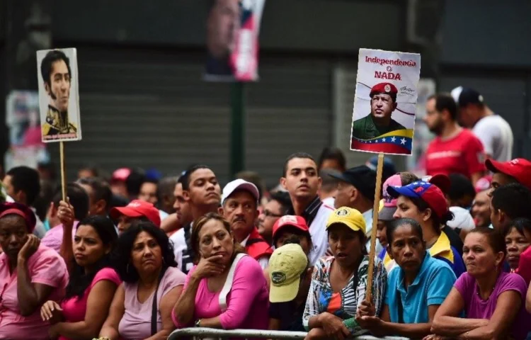 Decreto de emergencia económica genera dudas y excepticismo en Venezuela