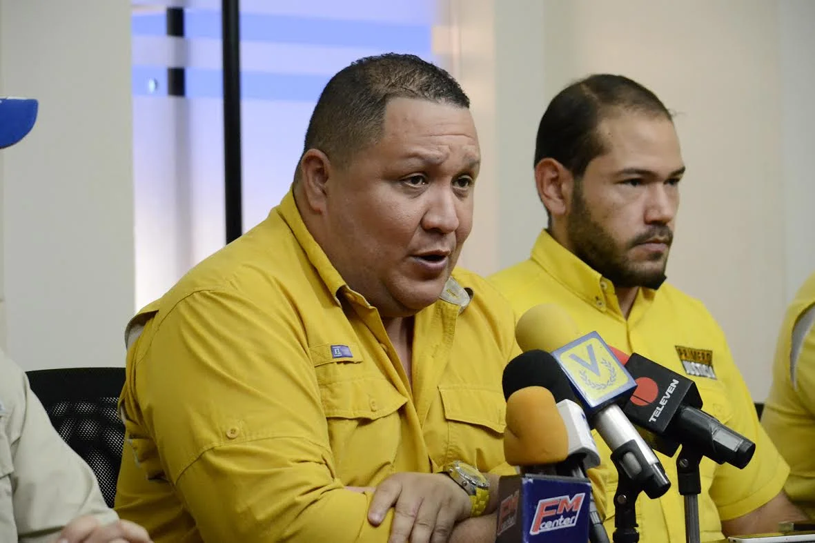 "No seremos cómplices de una crisis generada por el Gobierno"