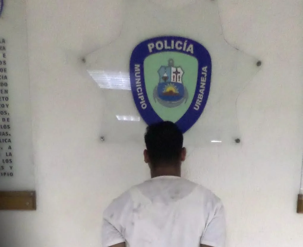 Policía de Lechería detuvo a hombre por robo