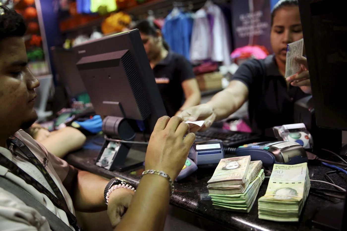 Inflación de Venezuela rumbo a 720 por ciento este año