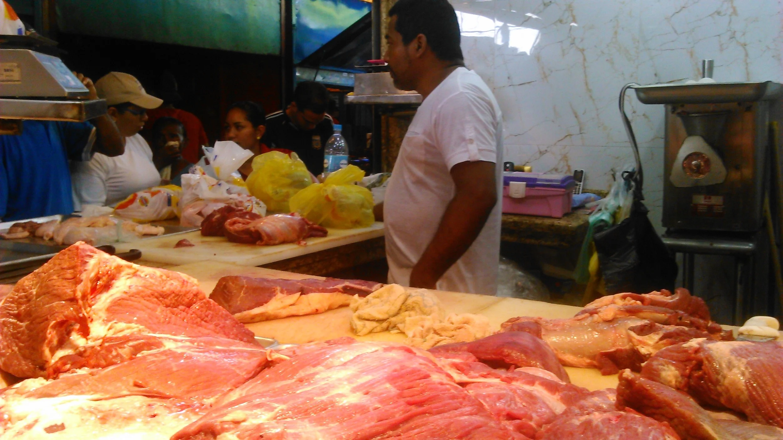 Pellejos de pollo pasan a ser parte del menú de muchos anzoatiguenses