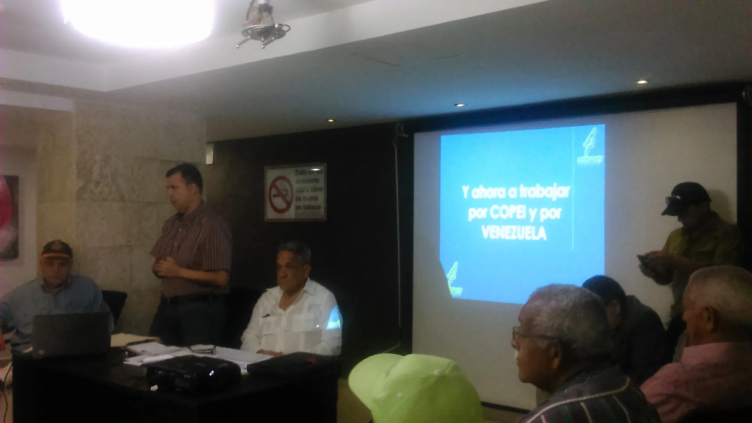 El Gobierno no se podrá zafar del revocatorio asegura presidente de Copei