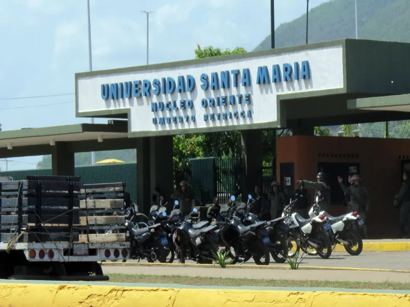 GNB dispersó protesta en la USM Anzoátegui 
