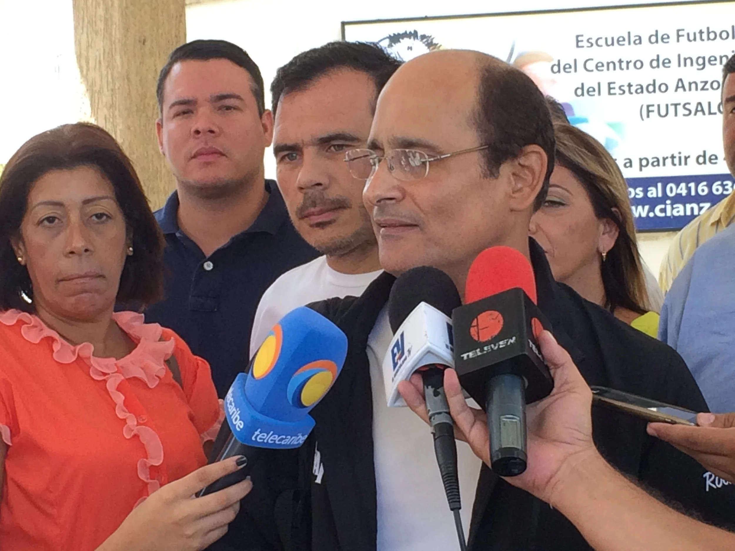 “Al Gobierno sólo le queda el circo porque pan no hay”