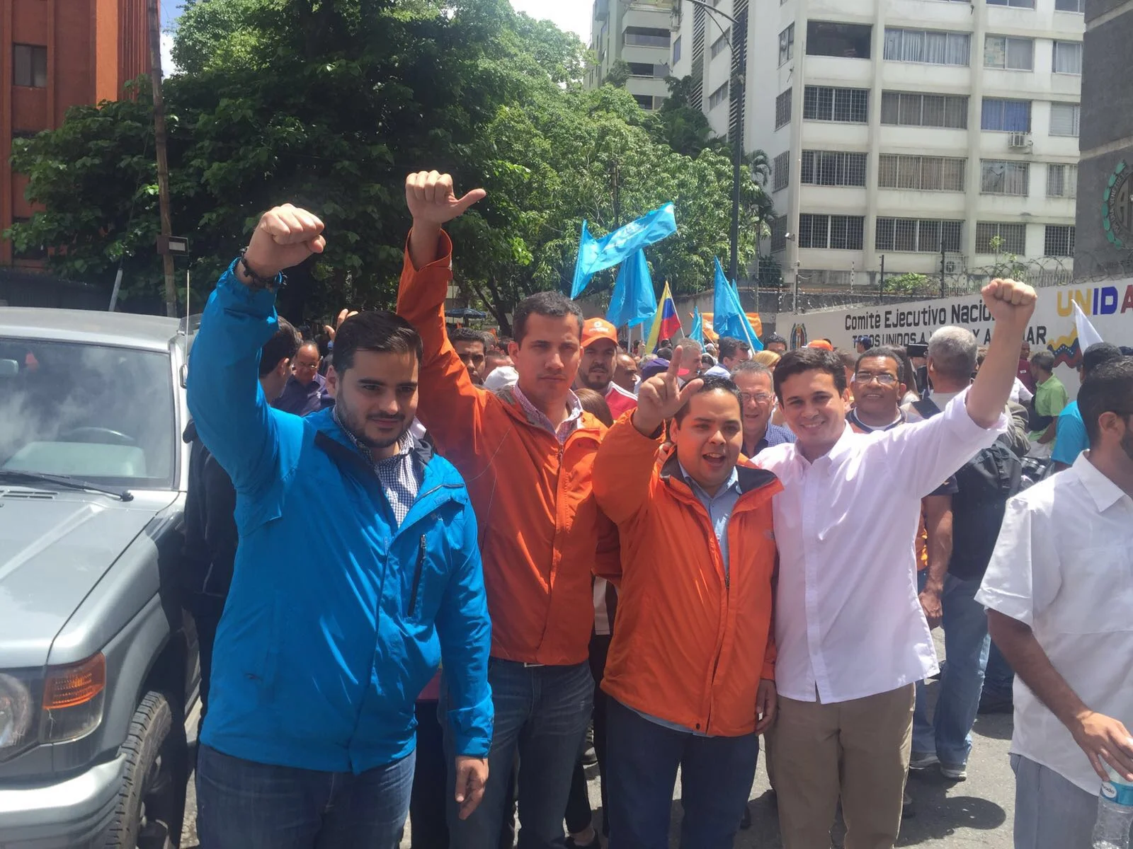 "Hay que apretar la calle para salir de la tragedia que vive Venezuela"