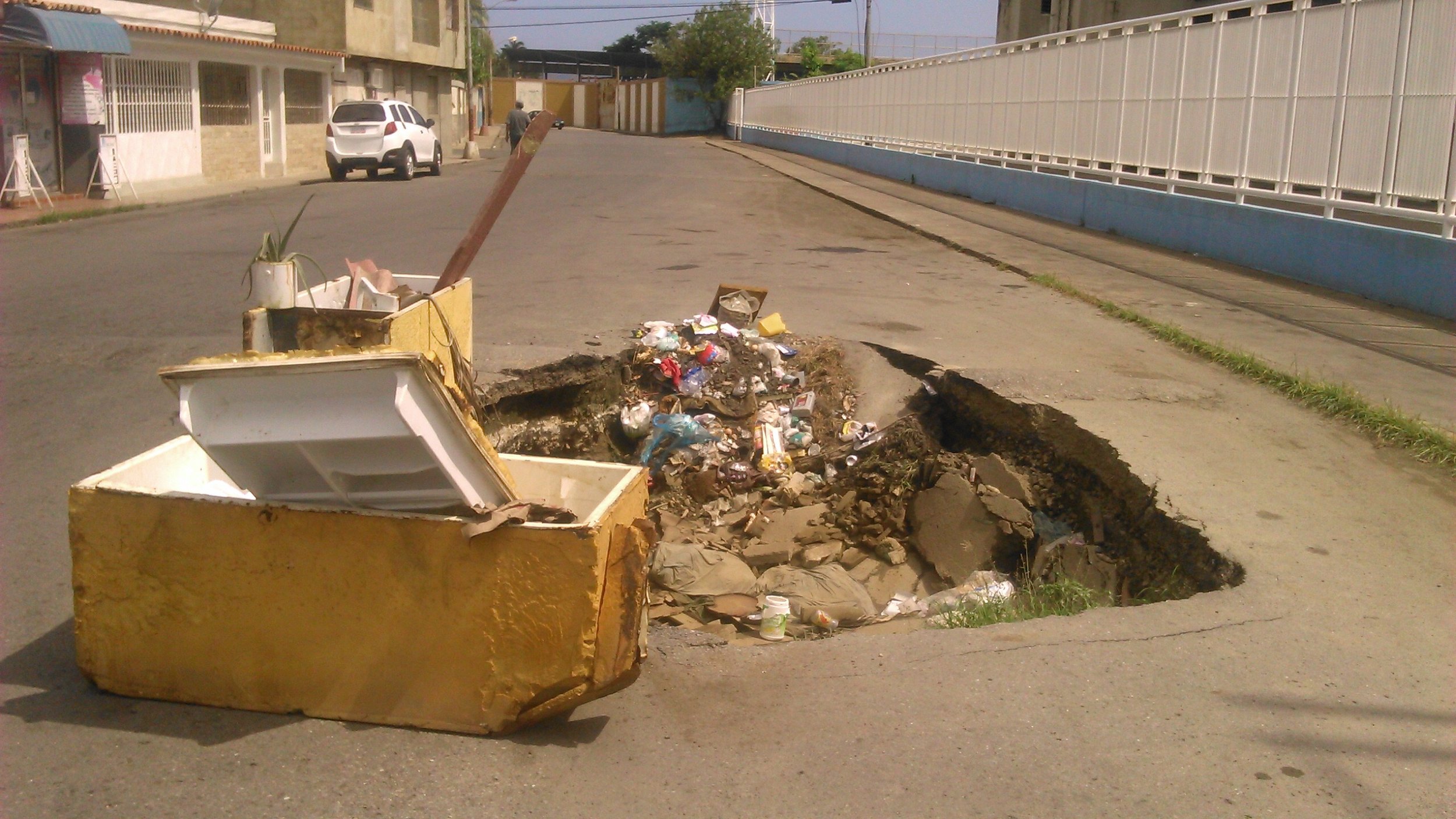 Acusan al gobernador Nelson Moreno de imitar a Shakira