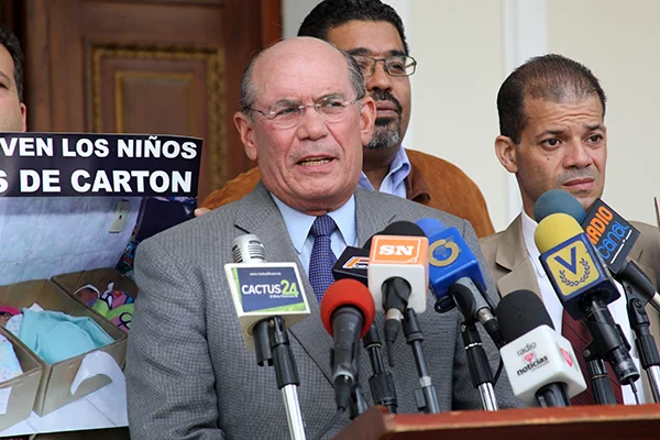 Omar González: “Resteadas” se restean con la aspiración de cambio de la ciudadanía