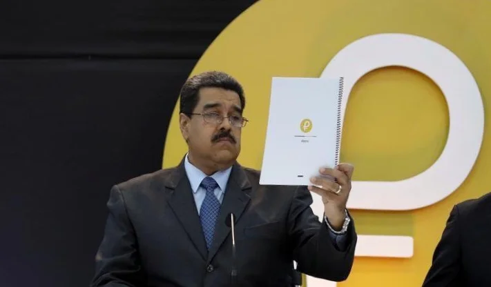 Oficializada la emisión del Petro