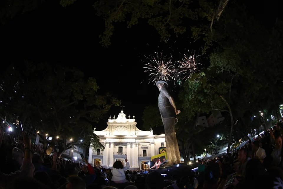 La canonización de sus primeros santos trae a Venezuela un "respirito de felicidad"