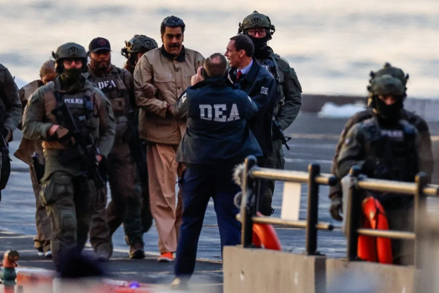 Nicolás Maduro llega al tribunal federal de Manhattan para su primera audiencia