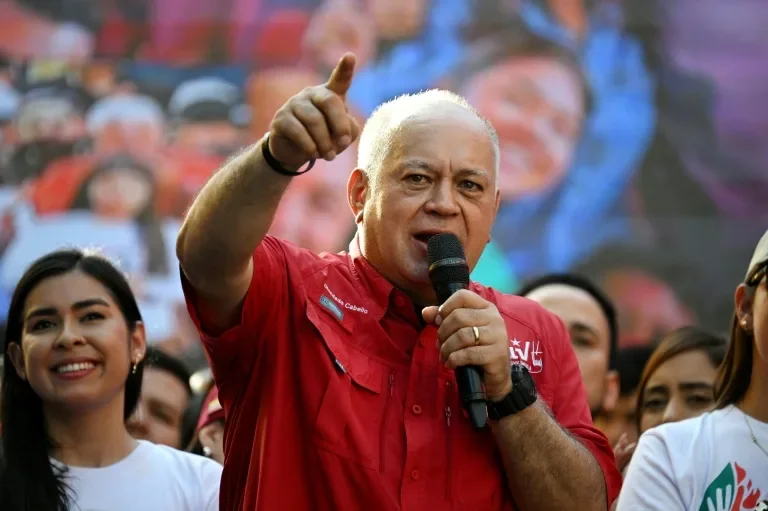 Diosdado Cabello niega que el chavismo esté "arrinconado" en Venezuela tras la caída de Maduro