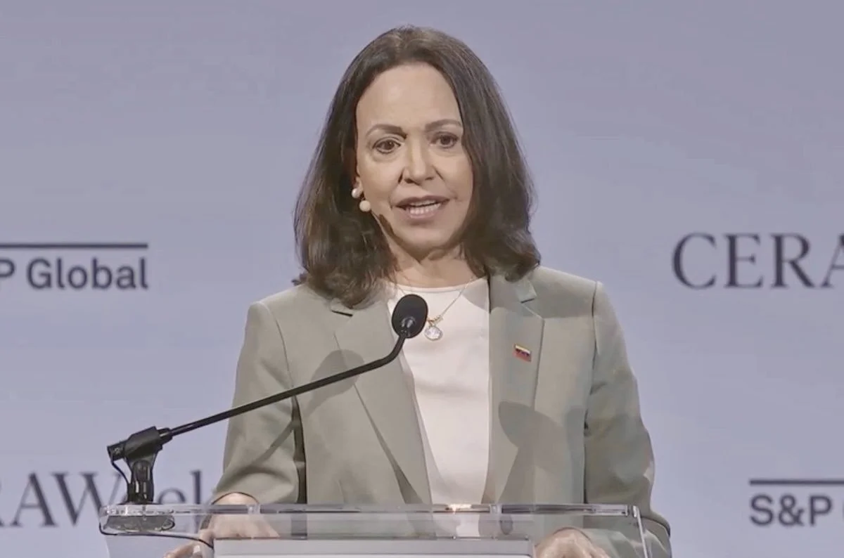 María Corina Machado presenta en CERAWeek un plan energético “sin Estado en el camino” y pide nueva ley petrolera para atraer miles de millones en inversión