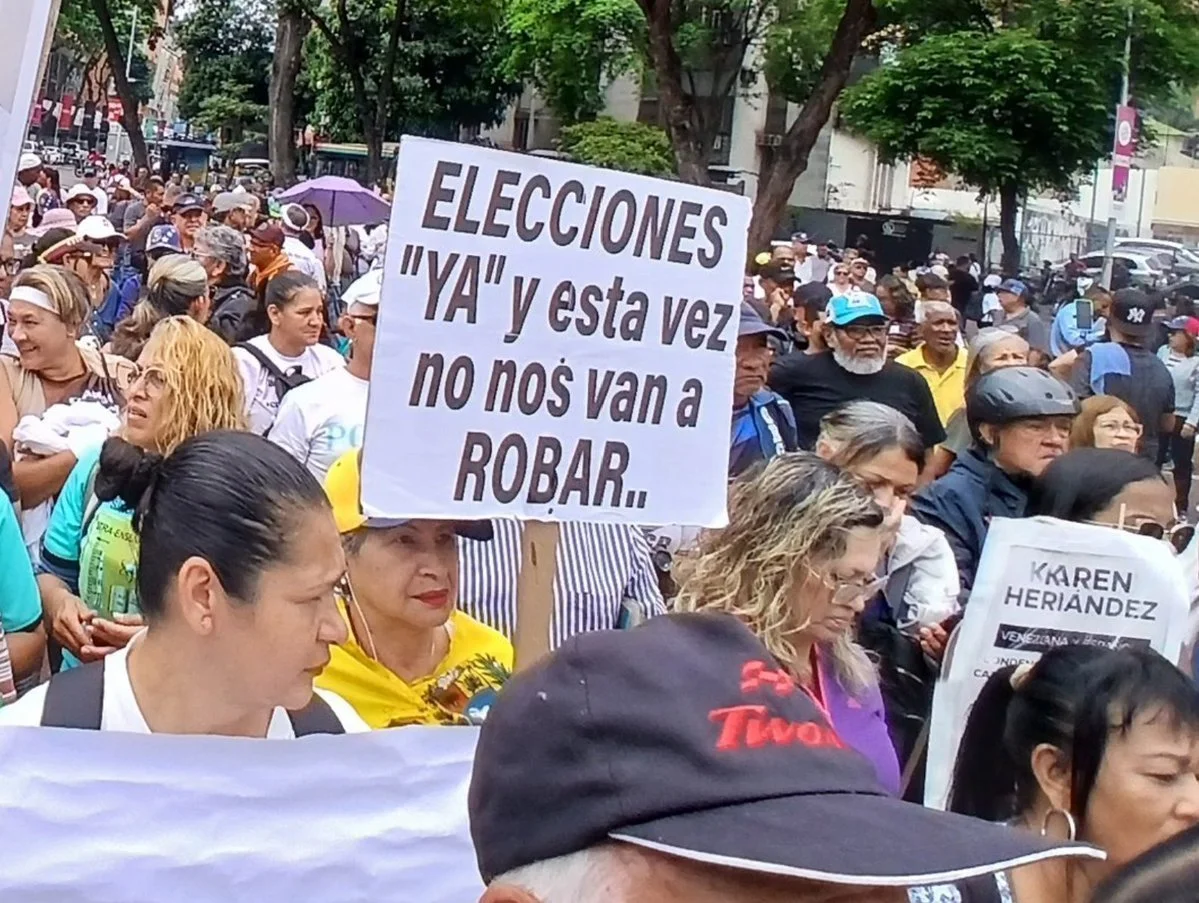 ¡93% votaría ya! Encuesta exige elecciones presidenciales para salir de la crisis