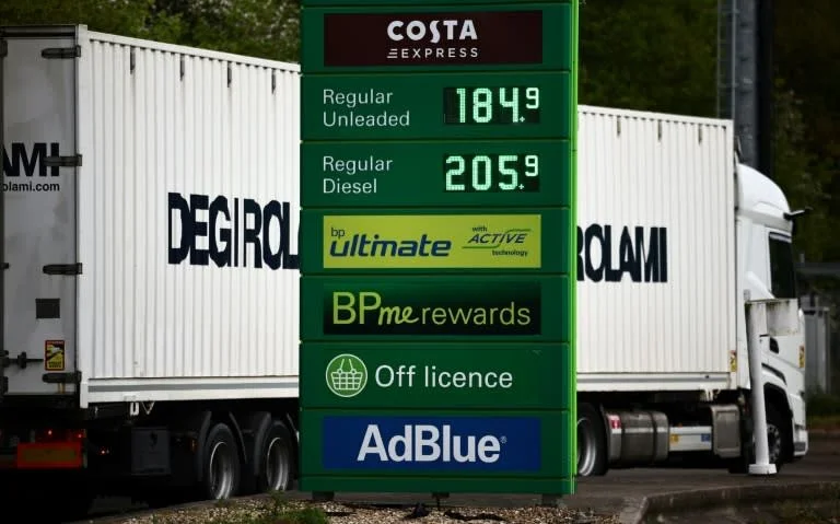 Venezuela firma con la británica BP un acuerdo para ampliar la exploración gasífera