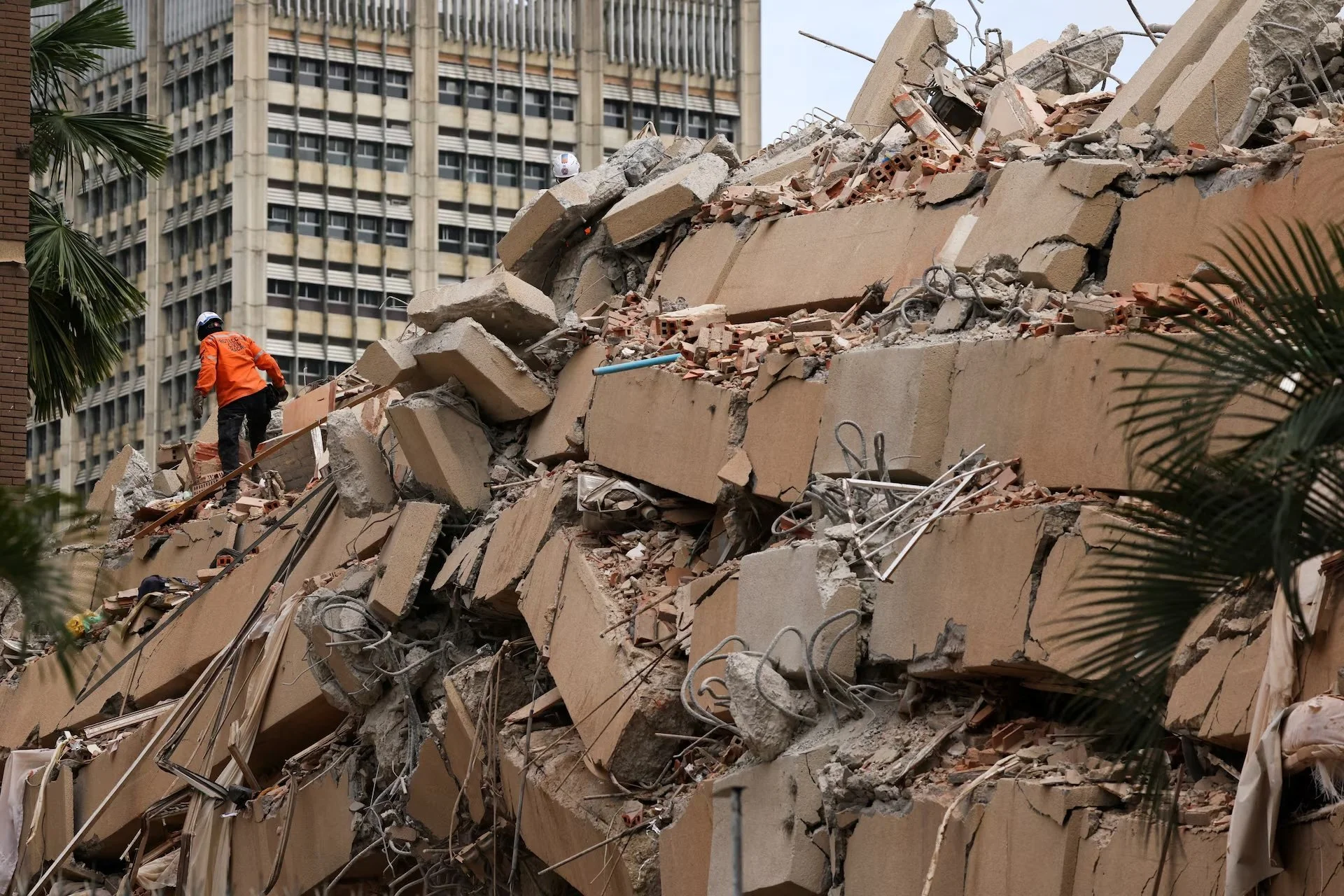 Tragedia en Venezuela: Terremotos históricos dejan cientos de muertos y miles de desaparecidos bajo los escombros
