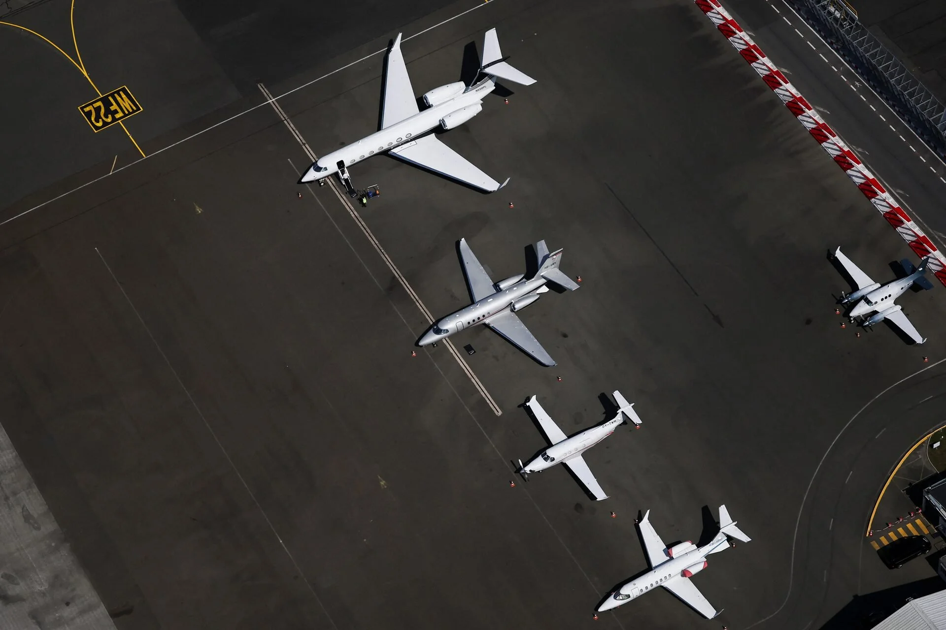La riqueza generada por SpaceX y las startups de IA impulsa la demanda de jets privados