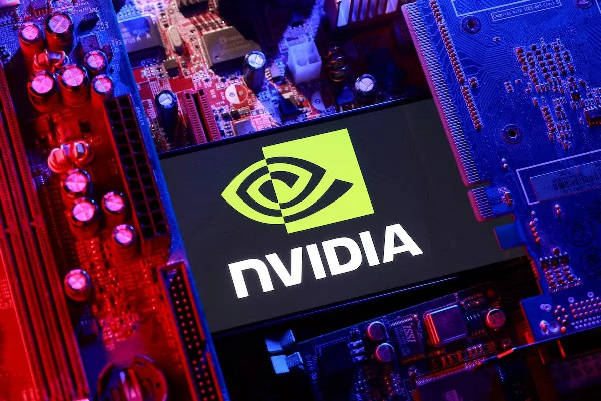 Nvidia está en conversaciones con OpenAI para garantizar una financiación de 250.000 millones de dólares para un centro de datos, según informa el WSJ