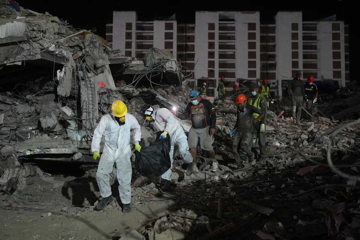Aumenta a 6.125 la cifra de fallecidos por los dos sismos en Venezuela