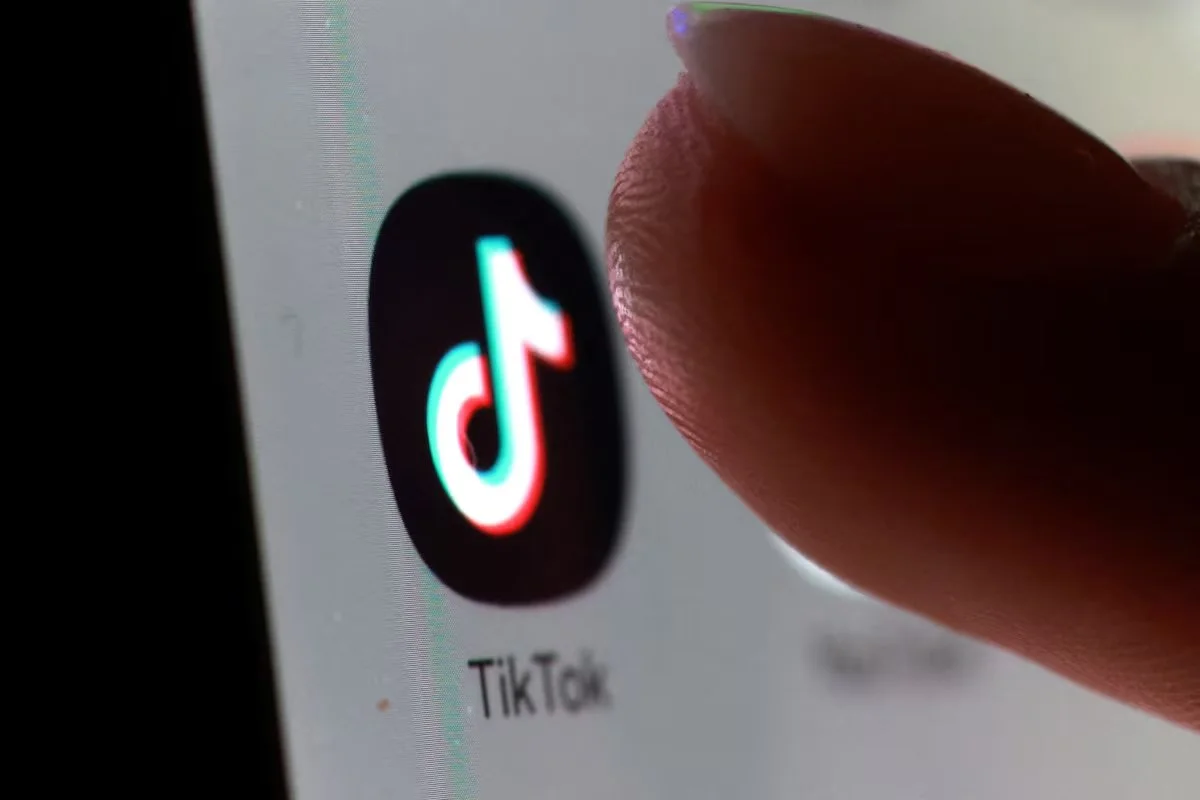 Las redes sociales perjudican la democracia al difundir rumores, según muestra una encuesta
